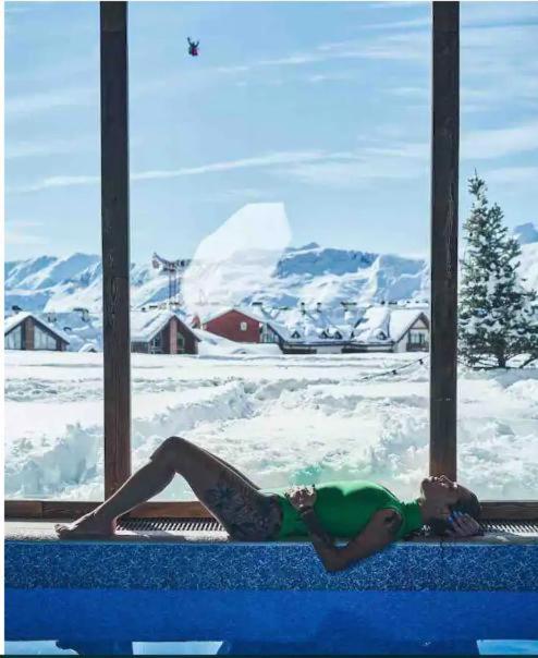 Crystal Deluxe, Four Seasons F2, New Gudauri Exterior foto