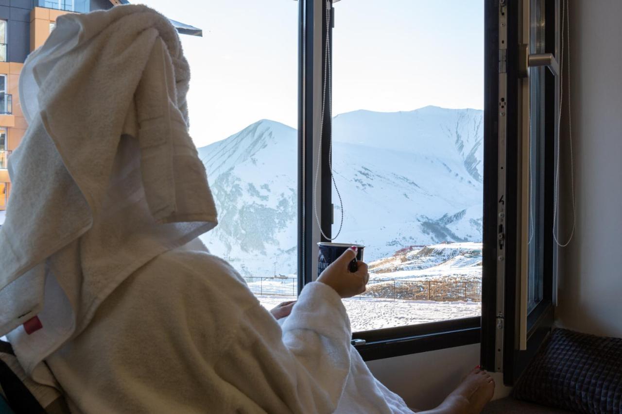 Crystal Deluxe, Four Seasons F2, New Gudauri Exterior foto